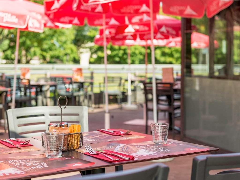 Ibis Budget Senlis מסעדה תמונה