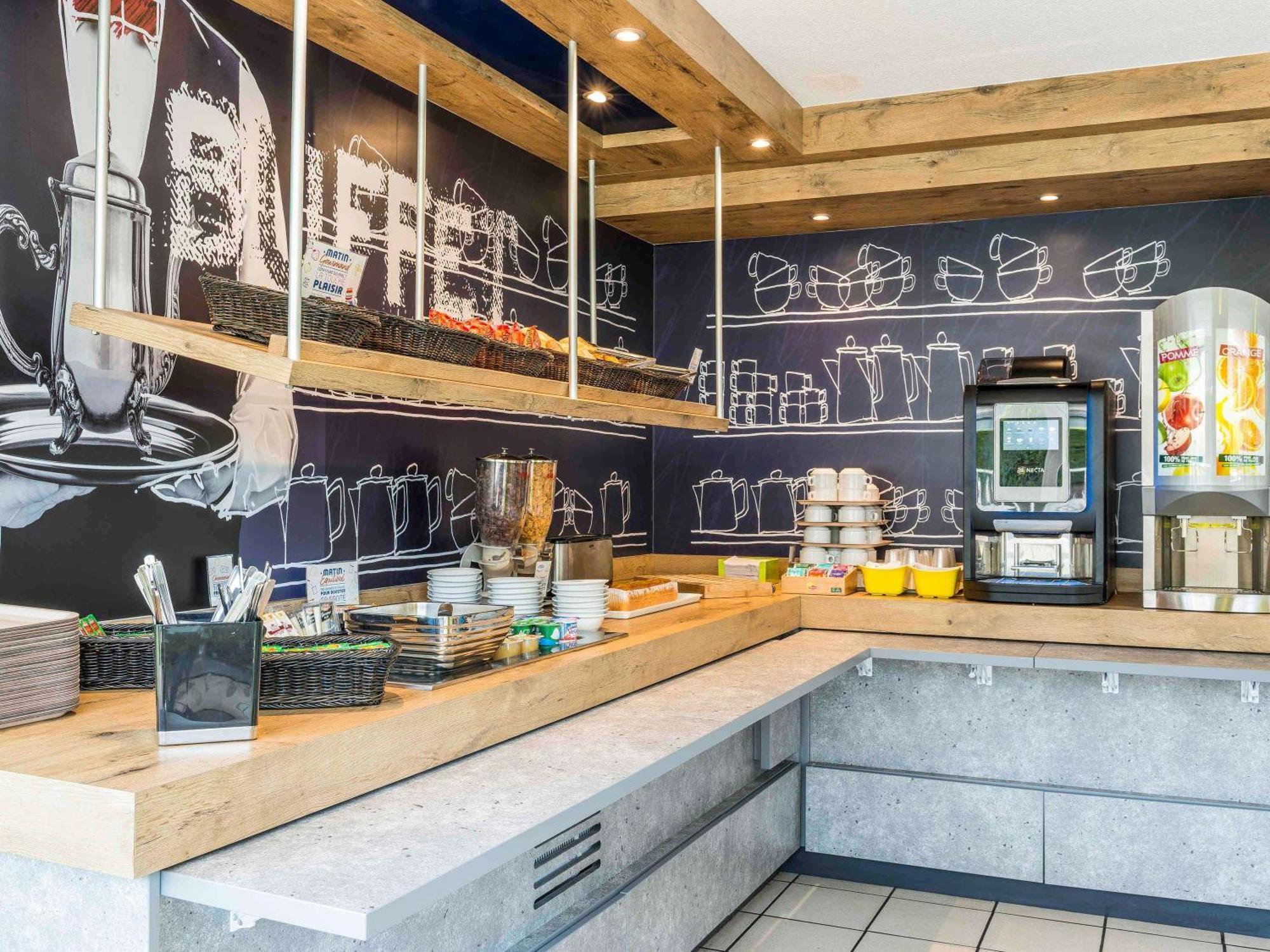 Ibis Budget Senlis מראה חיצוני תמונה